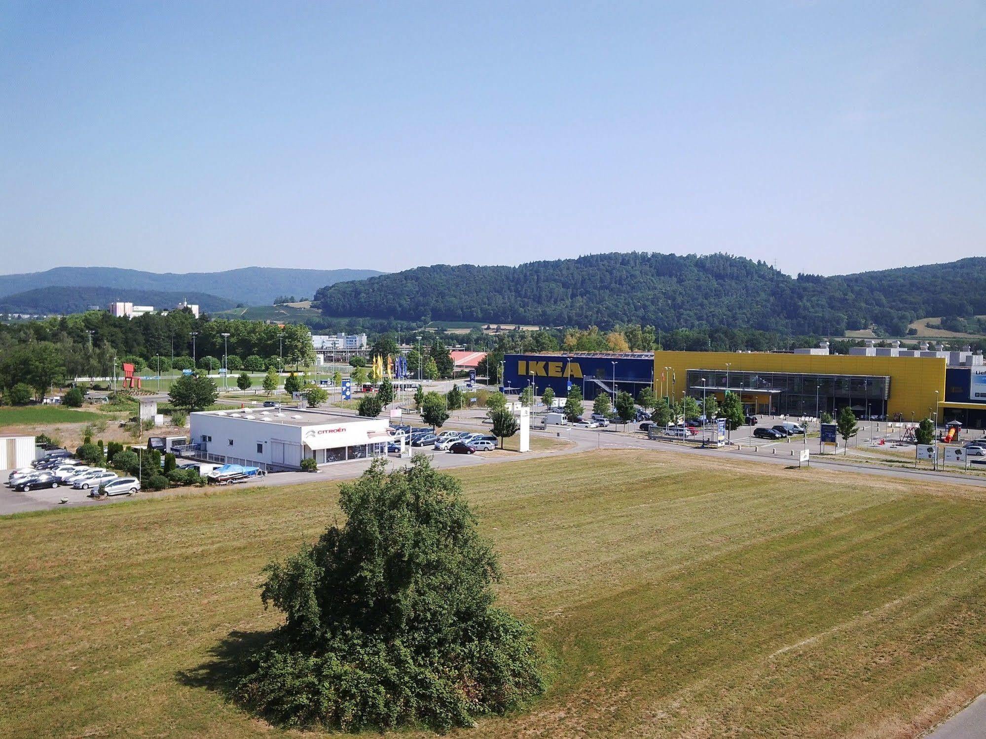 Tailormade Hotel Idea Spreitenbach Kültér fotó